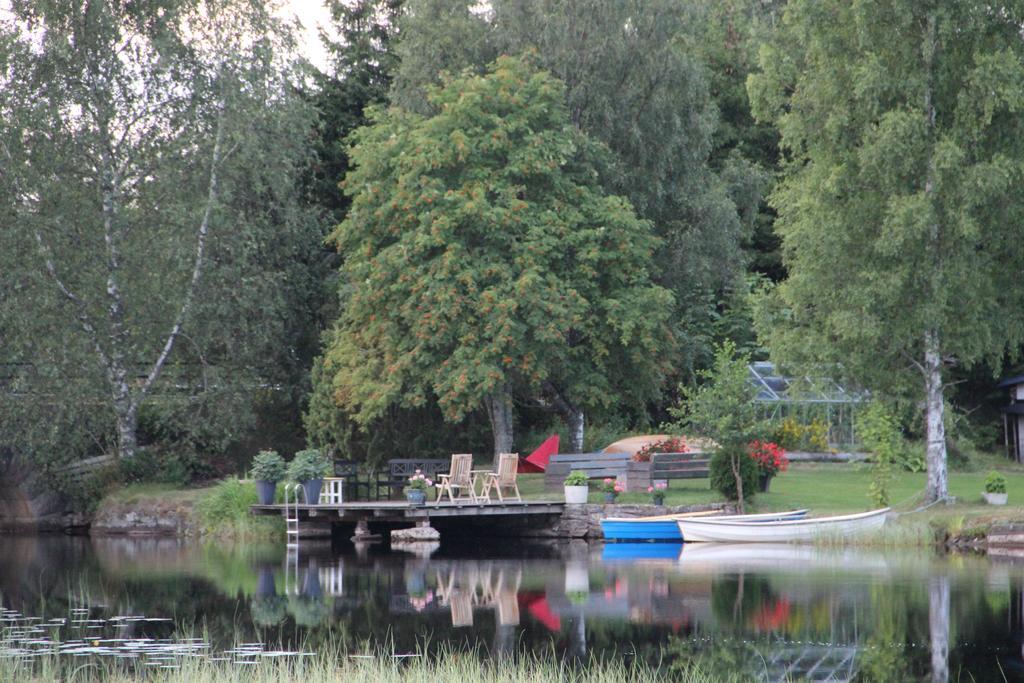 Lovas Gard Koppera Apartamento Charlottenberg Exterior foto